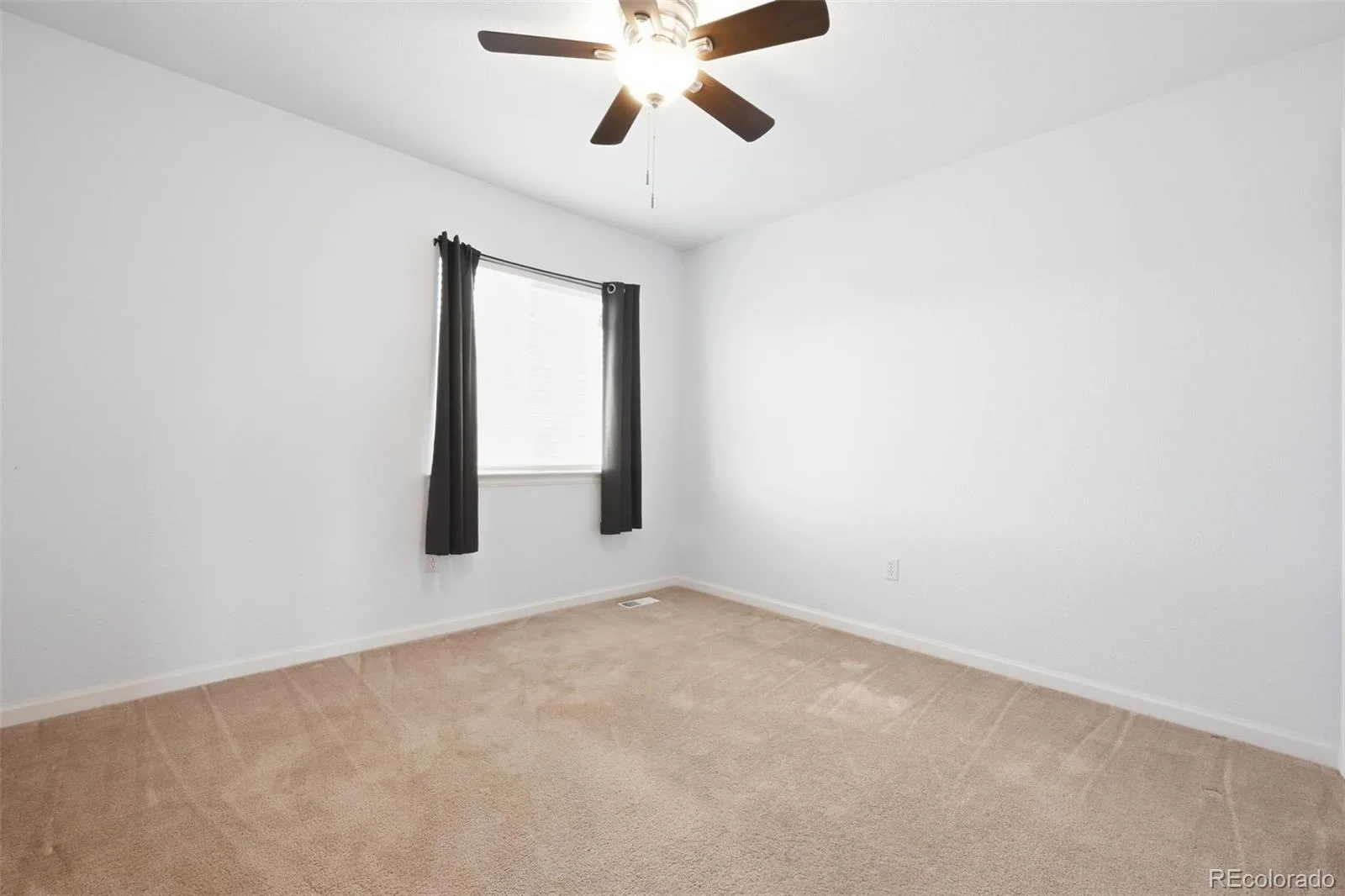 21340 Martingale Lane Parker CO 80138 | MLS #REC5618760 08272026164036 1600 35