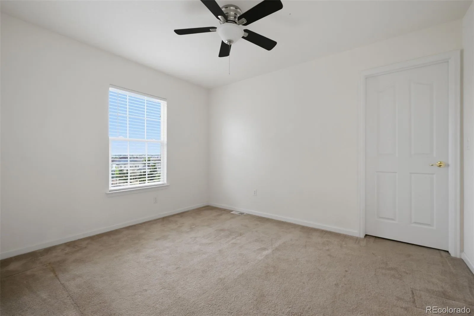 21340 Martingale Lane Parker CO 80138 | MLS #REC5618760 08272026164036 1600 46