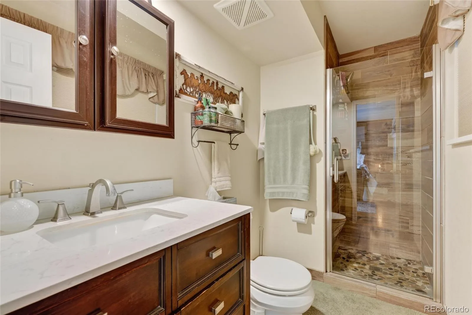 10126 W Iowa Avenue Lakewood CO 80232 | MLS #REC5624146 10152026234246 1600 18