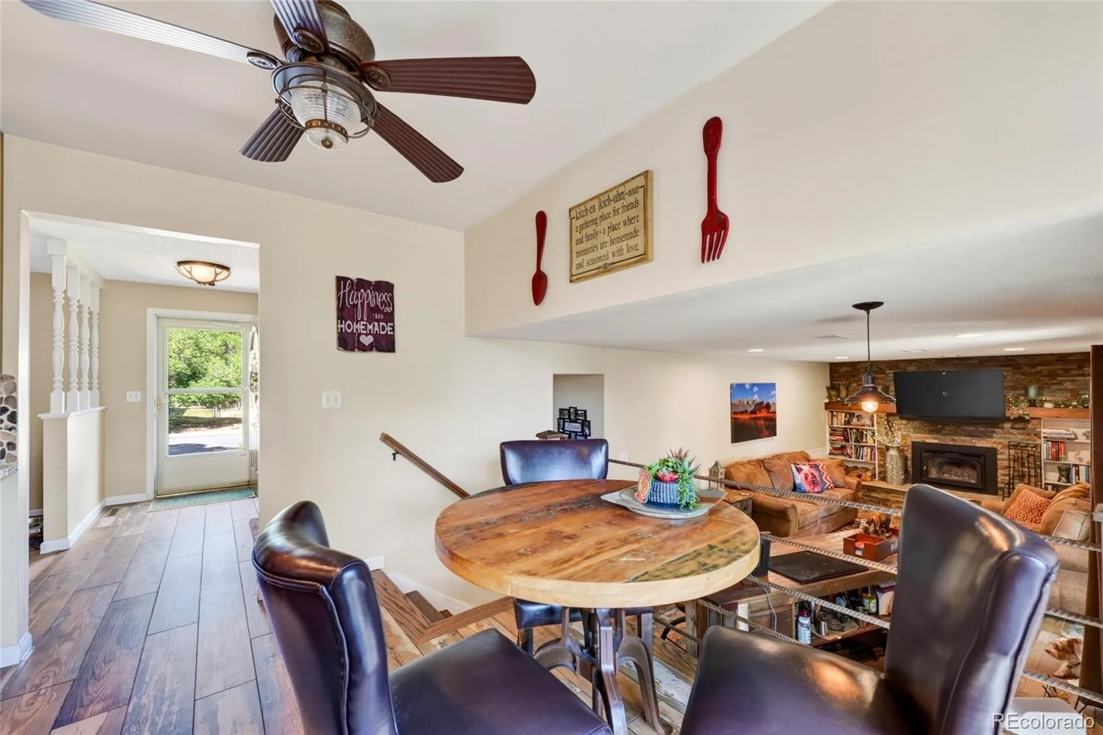10126 W Iowa Avenue Lakewood CO 80232 | MLS #REC5624146 10152026234246 1600 6