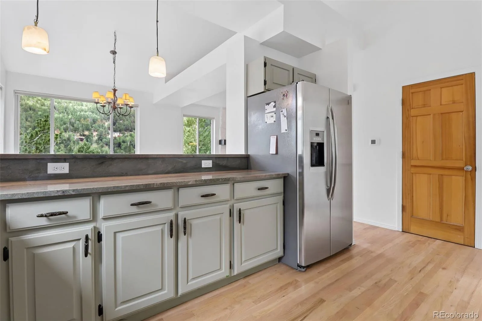 130 Jackpine Lane Evergreen CO 80439 | MLS #REC5624531 08162026051123 1600 18