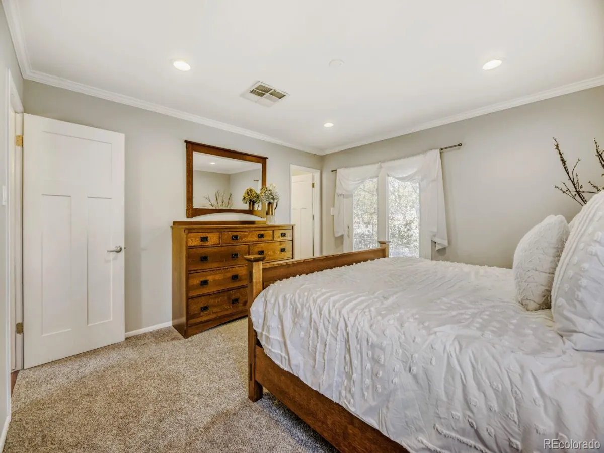 04152026202418 1200 12