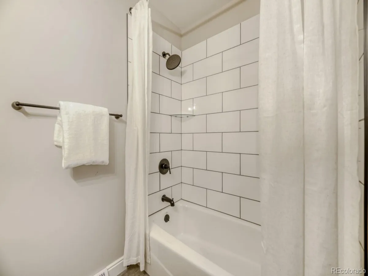 04152026202418 1200 20