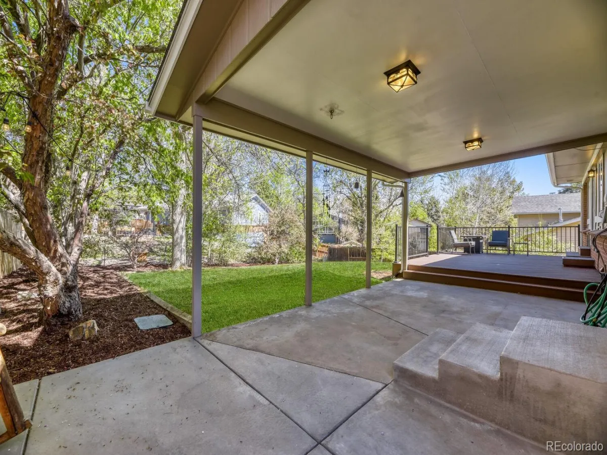 04152026202418 1200 32