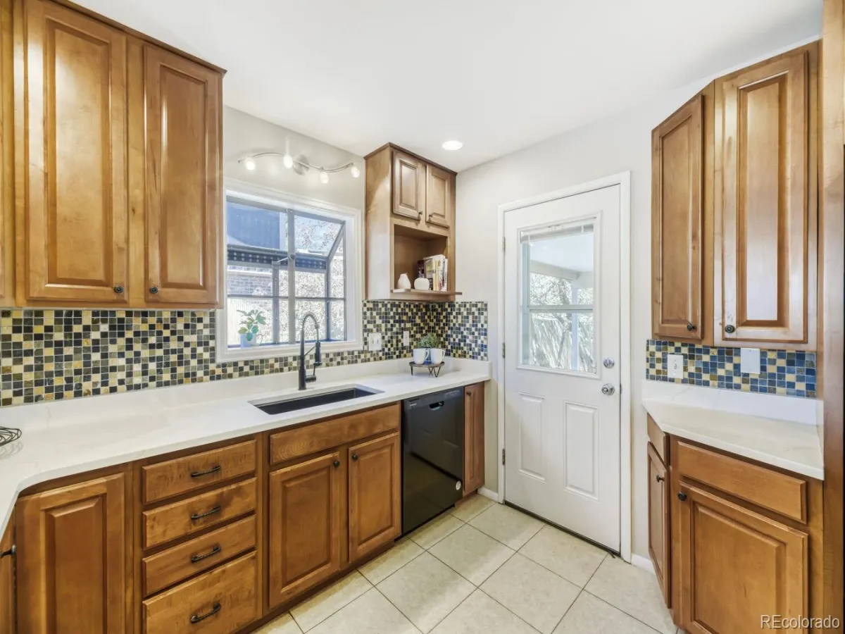 04152026202418 1200 8