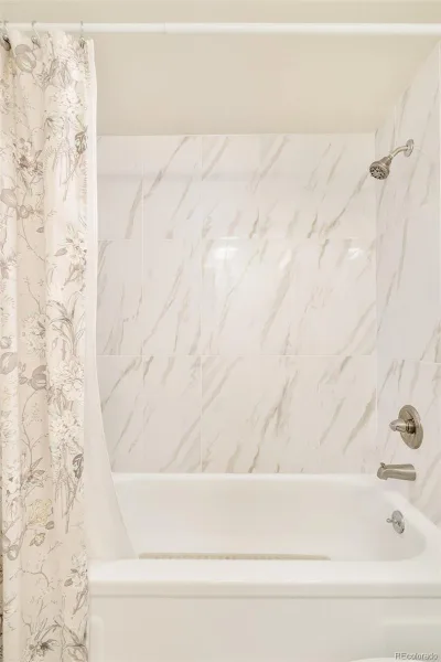 14390 E Marina Drive #311 Aurora CO 80014 | MLS #REC5626651 09302026200045 800 23