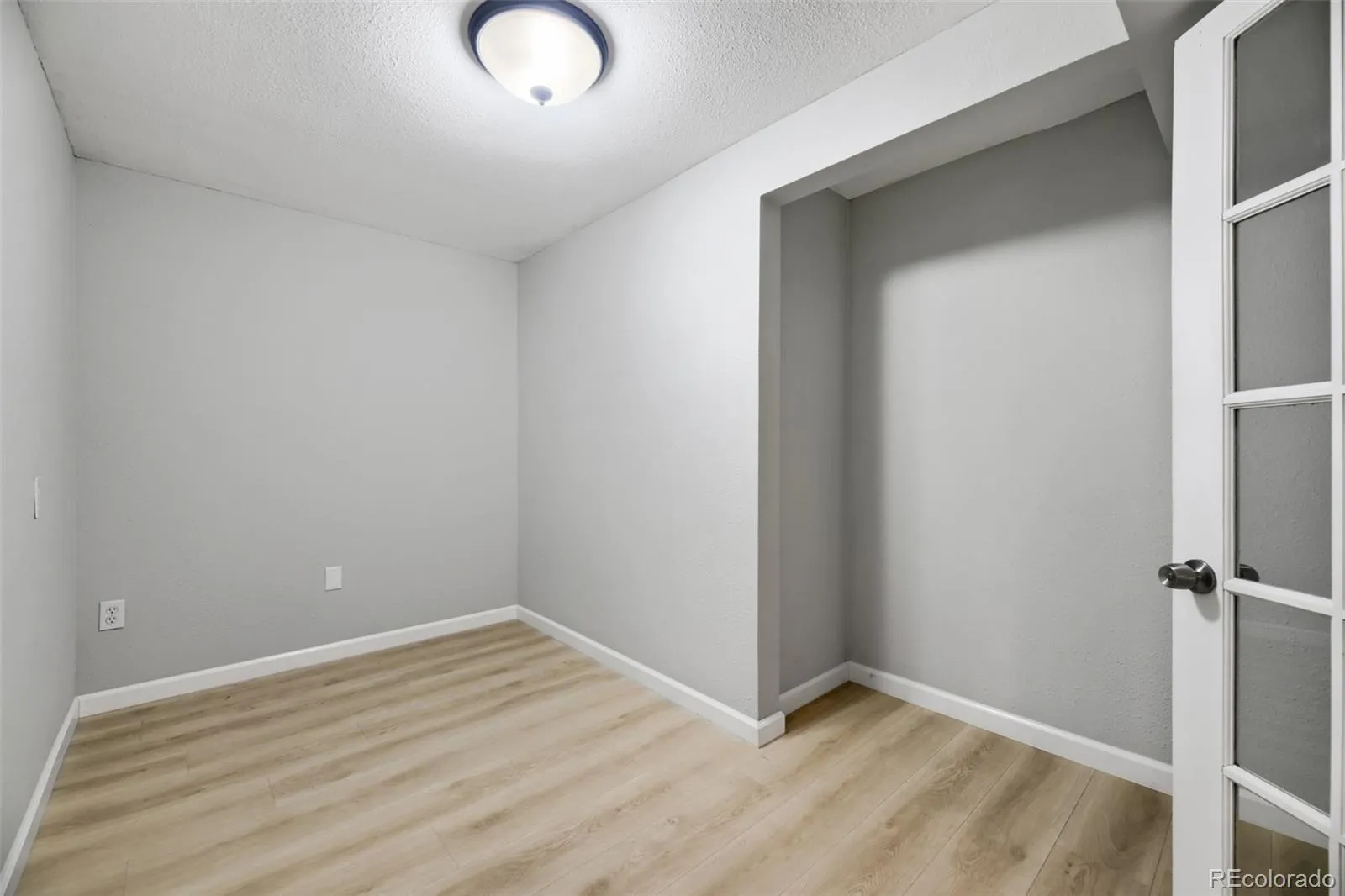 5810 S Julian Street Littleton CO 80123 MLS #REC5628002 05022026200859 1600 22