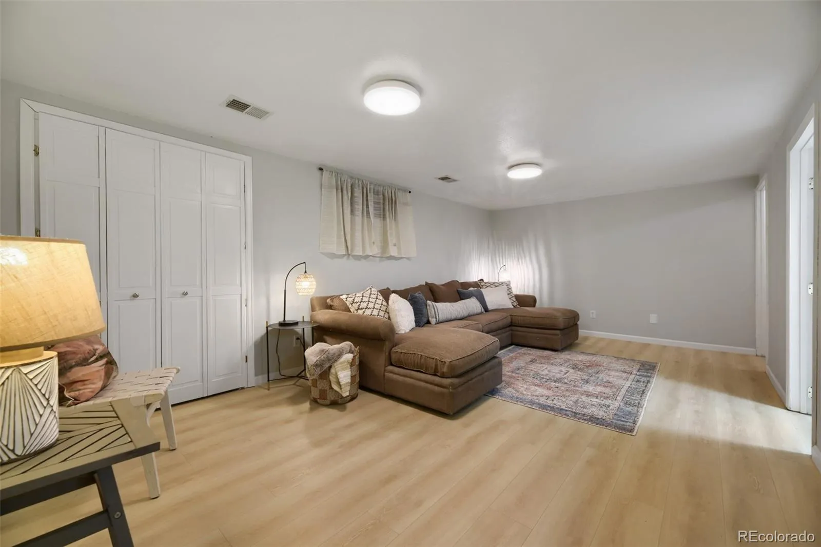 5810 S Julian Street Littleton CO 80123 MLS #REC5628002 05022026200859 1600 24