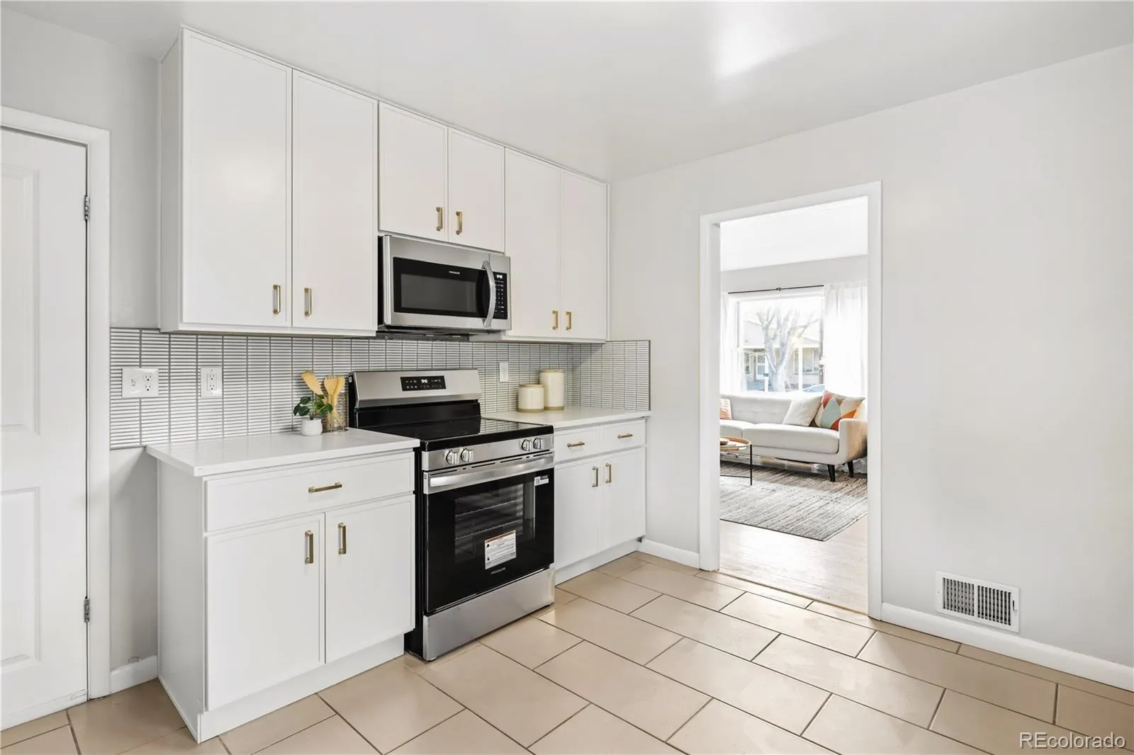 1351 S Patton Court Denver CO 80219 MLS #REC5628482 05182026194902 1600 14