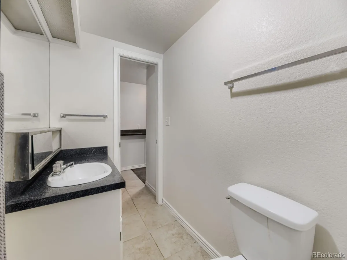 2938 S Parker Court Aurora CO 80014 | MLS #REC5628870 08202026044553 1200 23