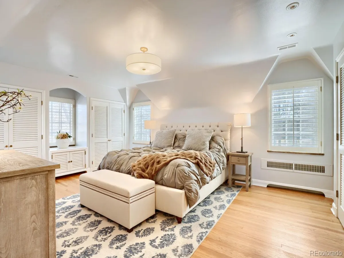 04042026161035 1200 14