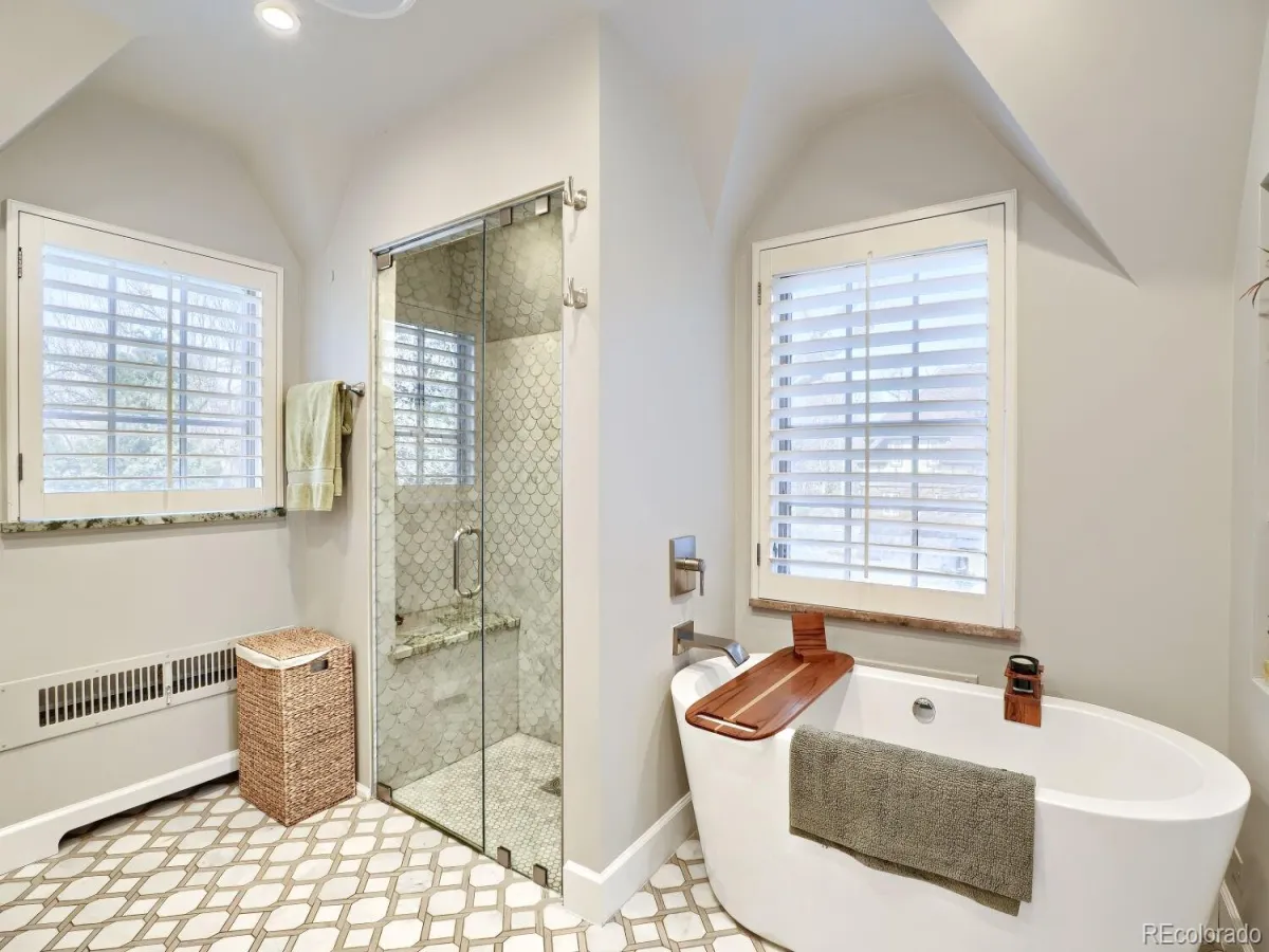 04042026161035 1200 17