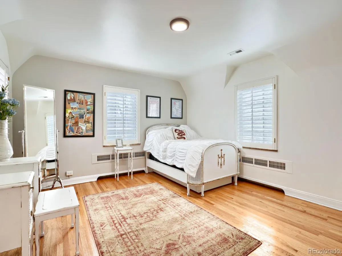 04042026161035 1200 19