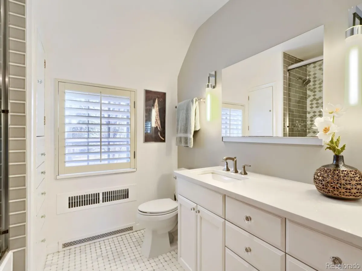 04042026161035 1200 20