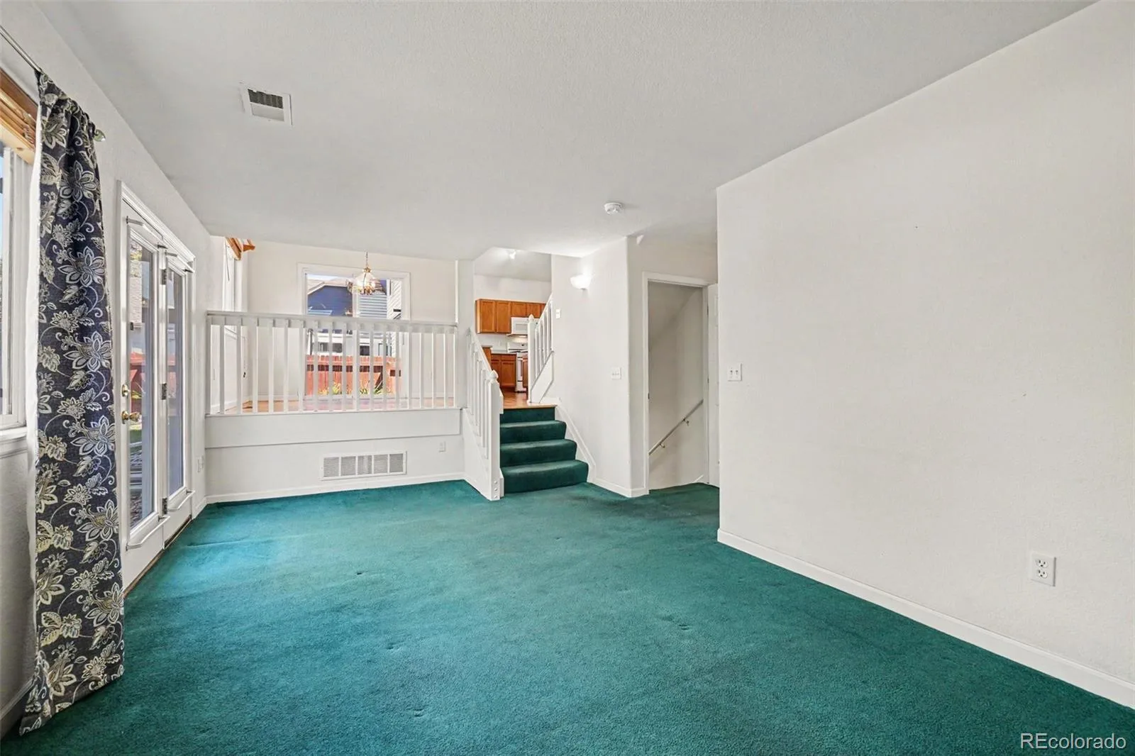 305 Maggie Street Longmont CO 80501 | MLS #REC5630292 07012026183550 1600 20