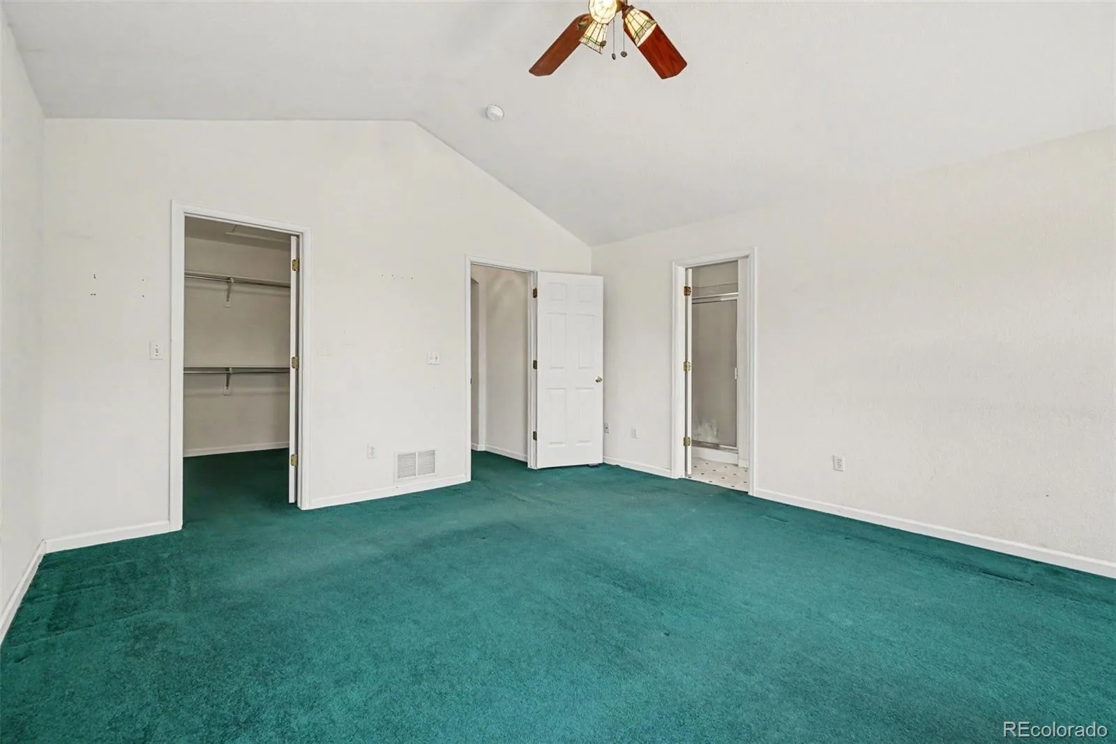305 Maggie Street Longmont CO 80501 | MLS #REC5630292 07012026183550 1600 26