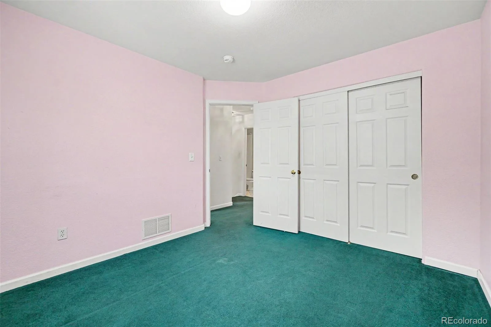 305 Maggie Street Longmont CO 80501 | MLS #REC5630292 07012026183550 1600 30