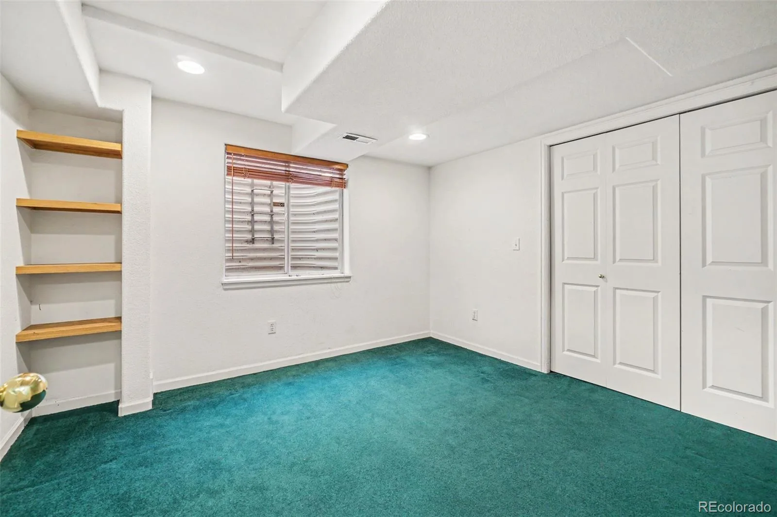 305 Maggie Street Longmont CO 80501 | MLS #REC5630292 07012026183550 1600 39
