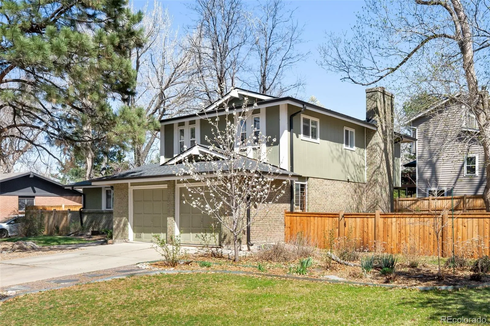 04172026163007 1600 44