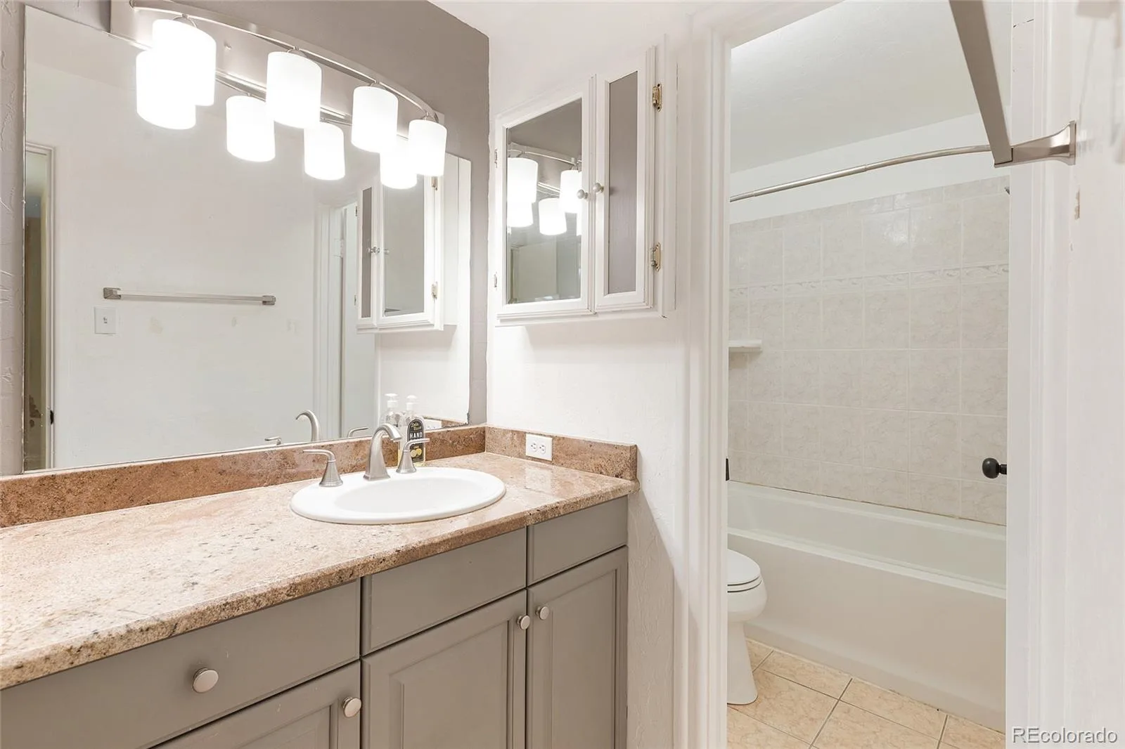 10165 W 25th Avenue #103 Lakewood CO 80215 | MLS #REC5631281 08102026155304 1600 6