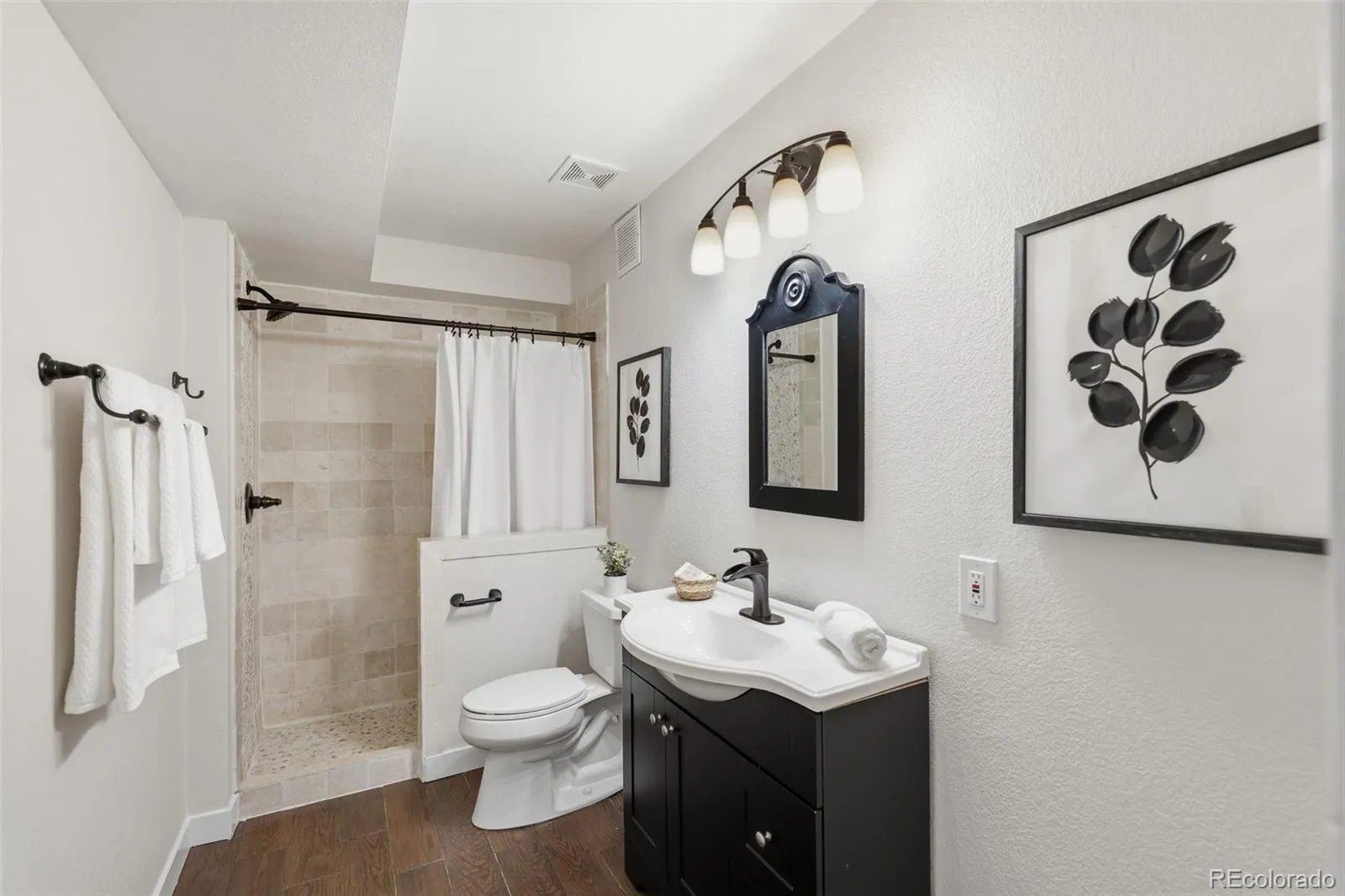 3800 Red Deer Trail Broomfield CO 80020 MLS #REC5631597 05072026185437 1600 18