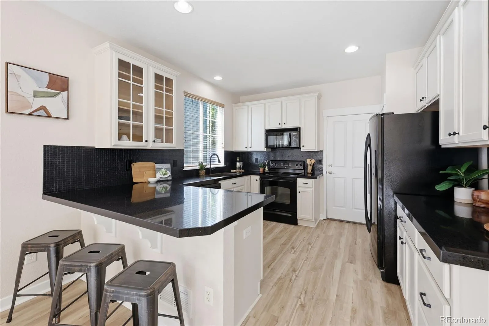 3800 Red Deer Trail Broomfield CO 80020 MLS #REC5631597 05072026185437 1600 4