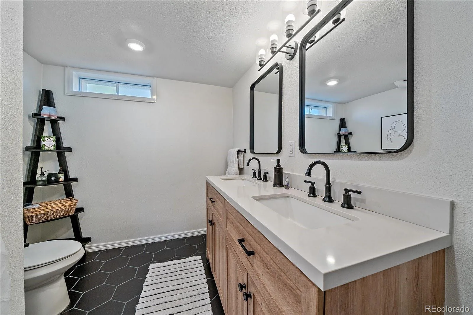 351 S Wolff Street Denver CO 80219 | MLS #REC5633779 09242026041652 1600 20