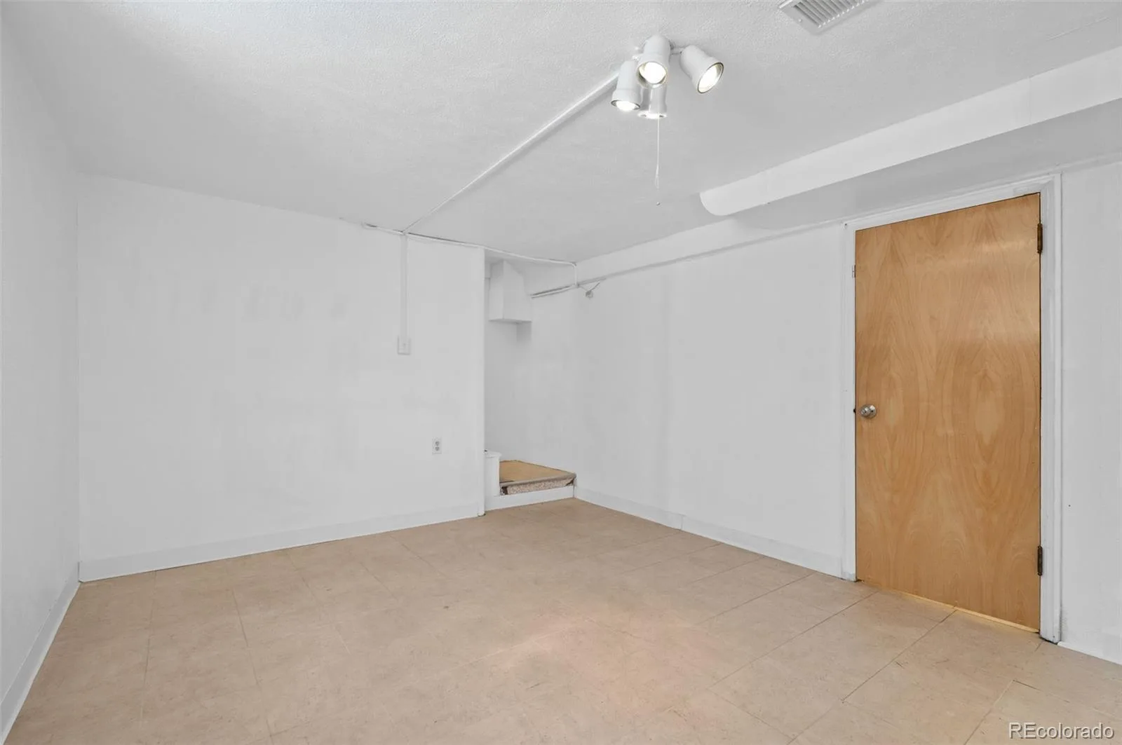 4840 W 30th Avenue Denver CO 80212 | MLS #REC5633943 08232026235613 1600 15