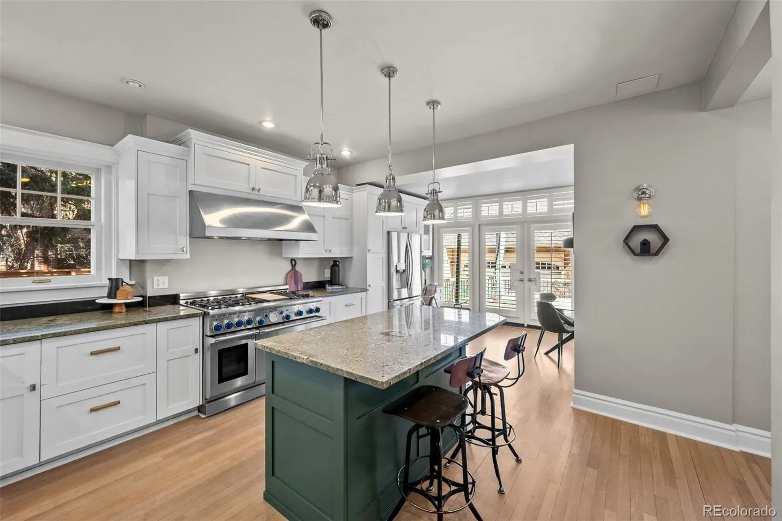 03202026022219 1600 12