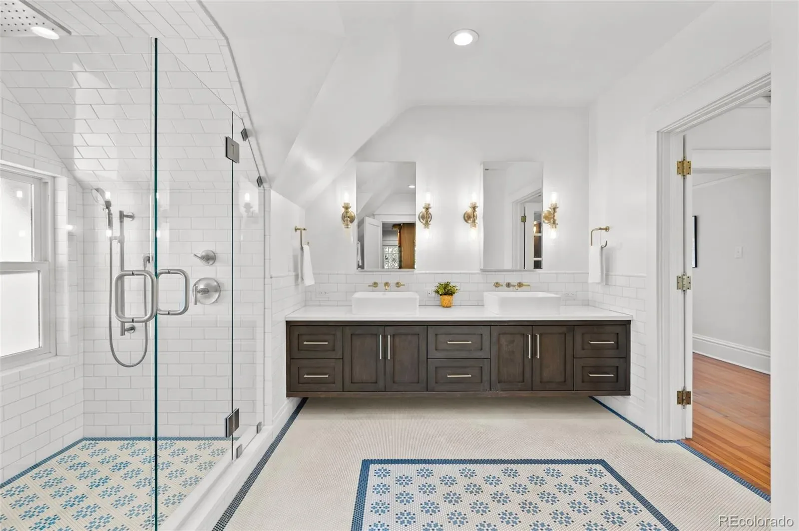 03202026022219 1600 22