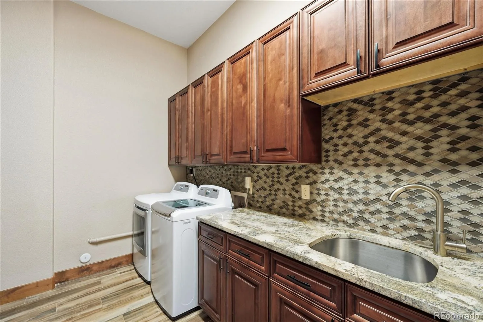 26487 Bell Park Drive Evergreen CO 80439 | MLS #REC5635980 08032026210822 1600 32