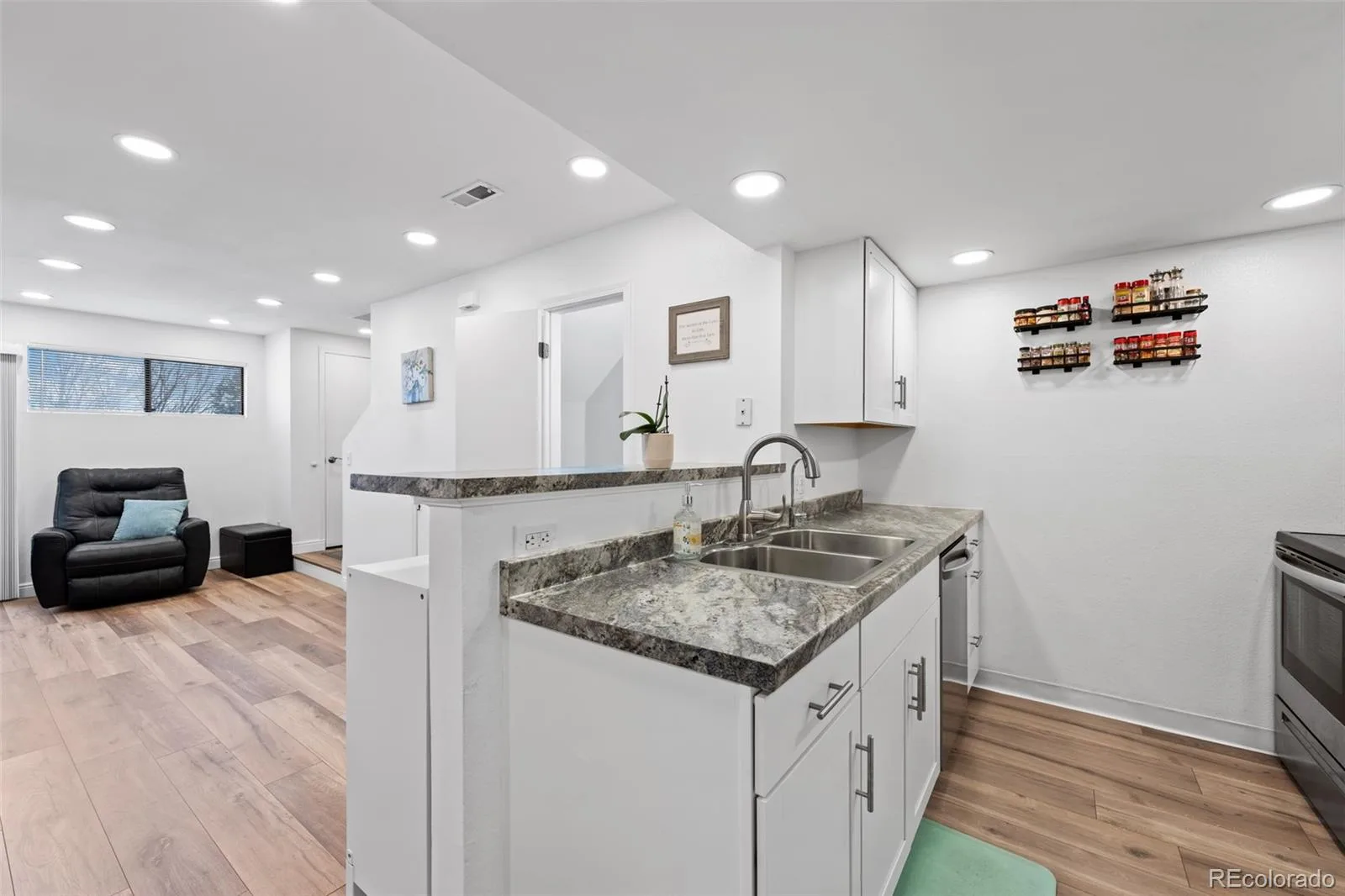 8701 Huron Street #1-212 #1 Thornton CO 80260 | MLS #REC5636047 08212026153134 1600 9