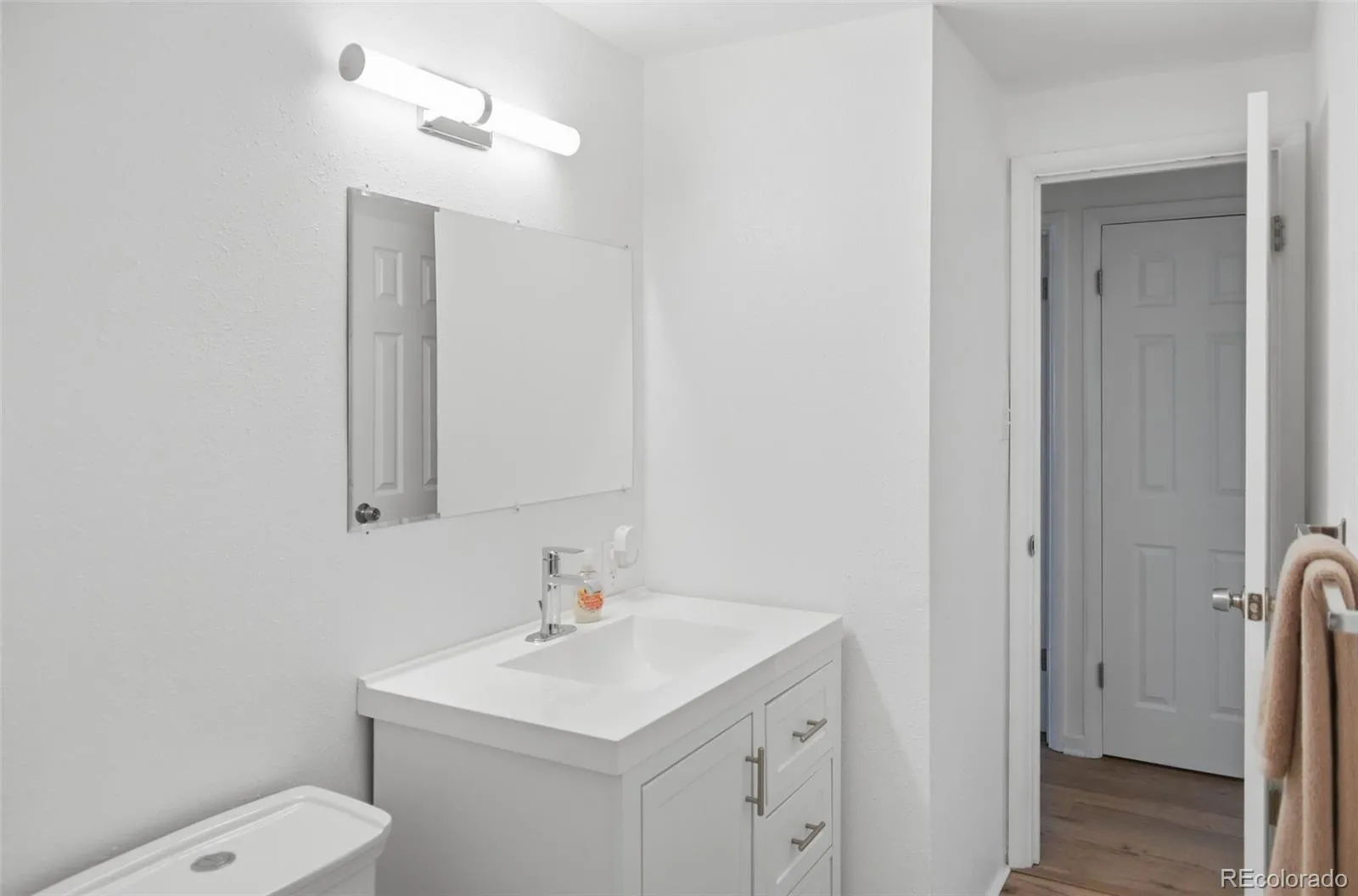 04092026010720 1600 13