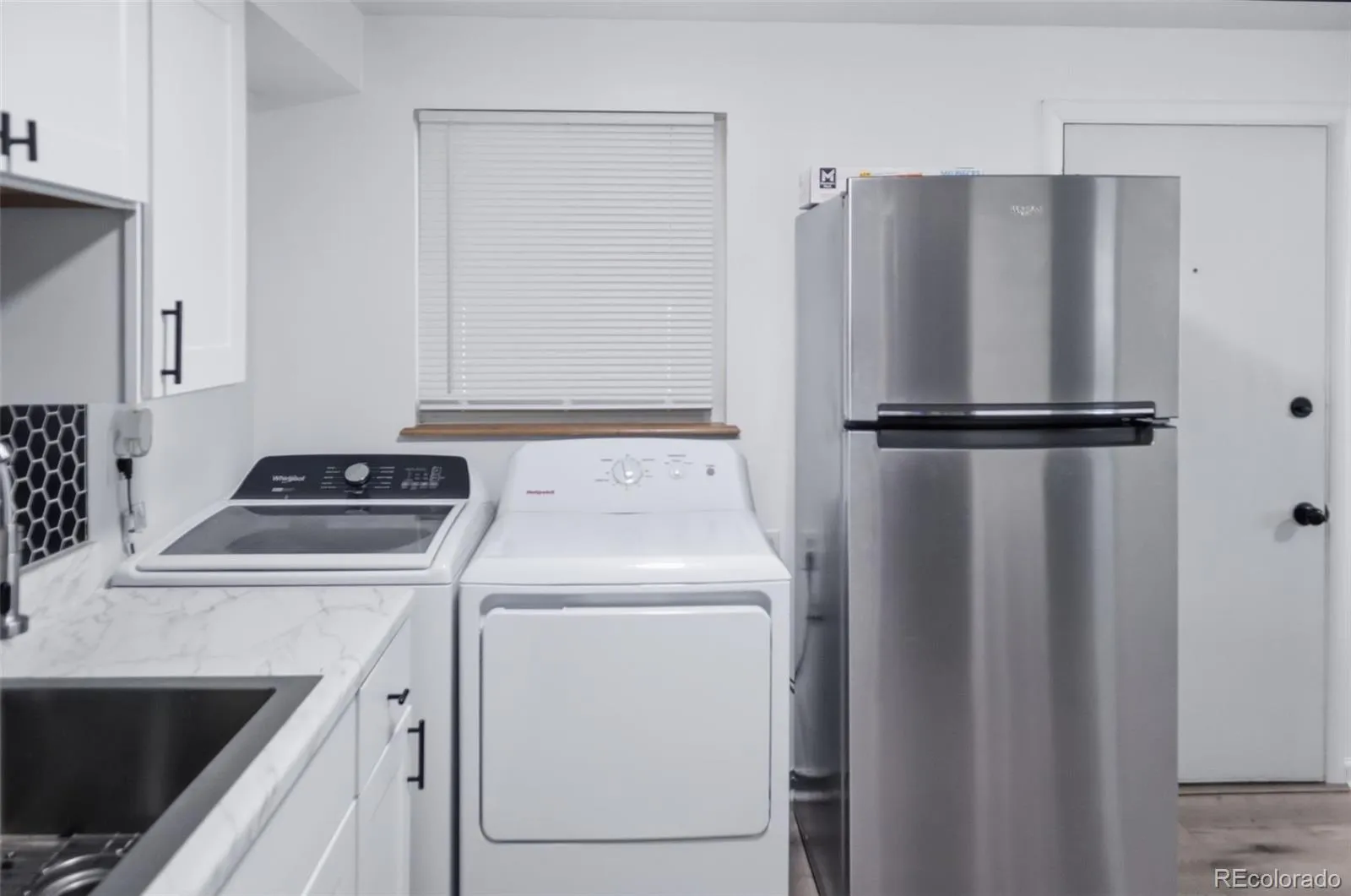 04092026010720 1600 7