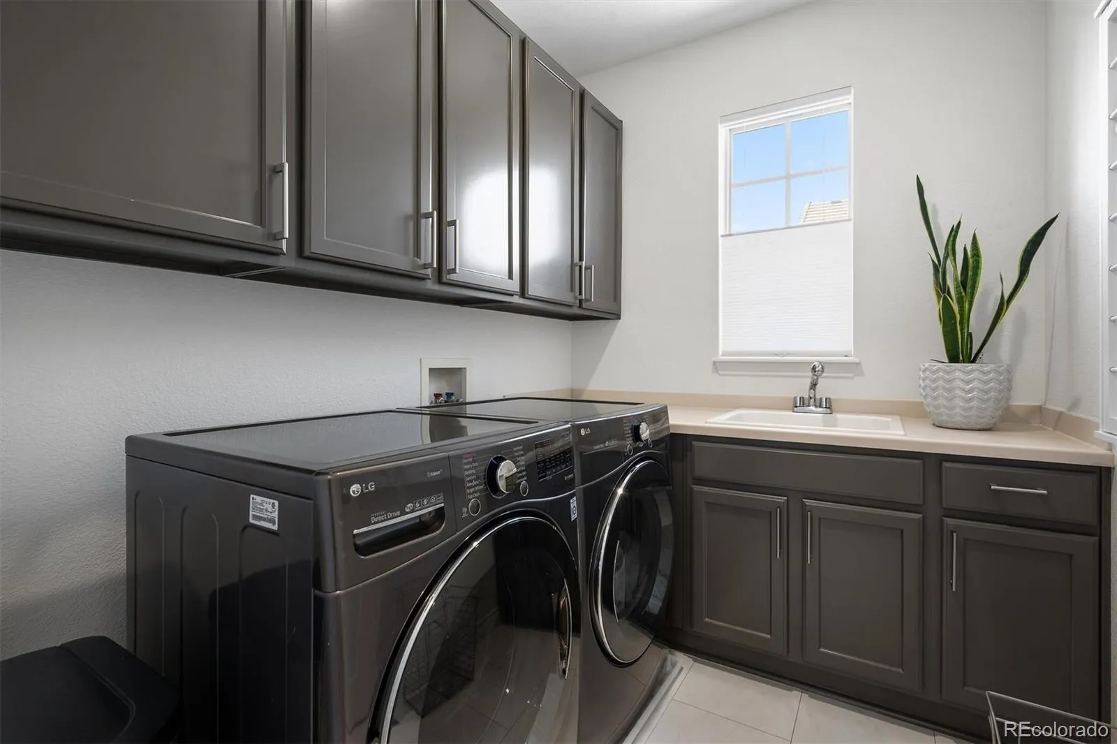 9073 E 29th Place Denver CO 80238 MLS #REC5638272 05082026154501 1600 15