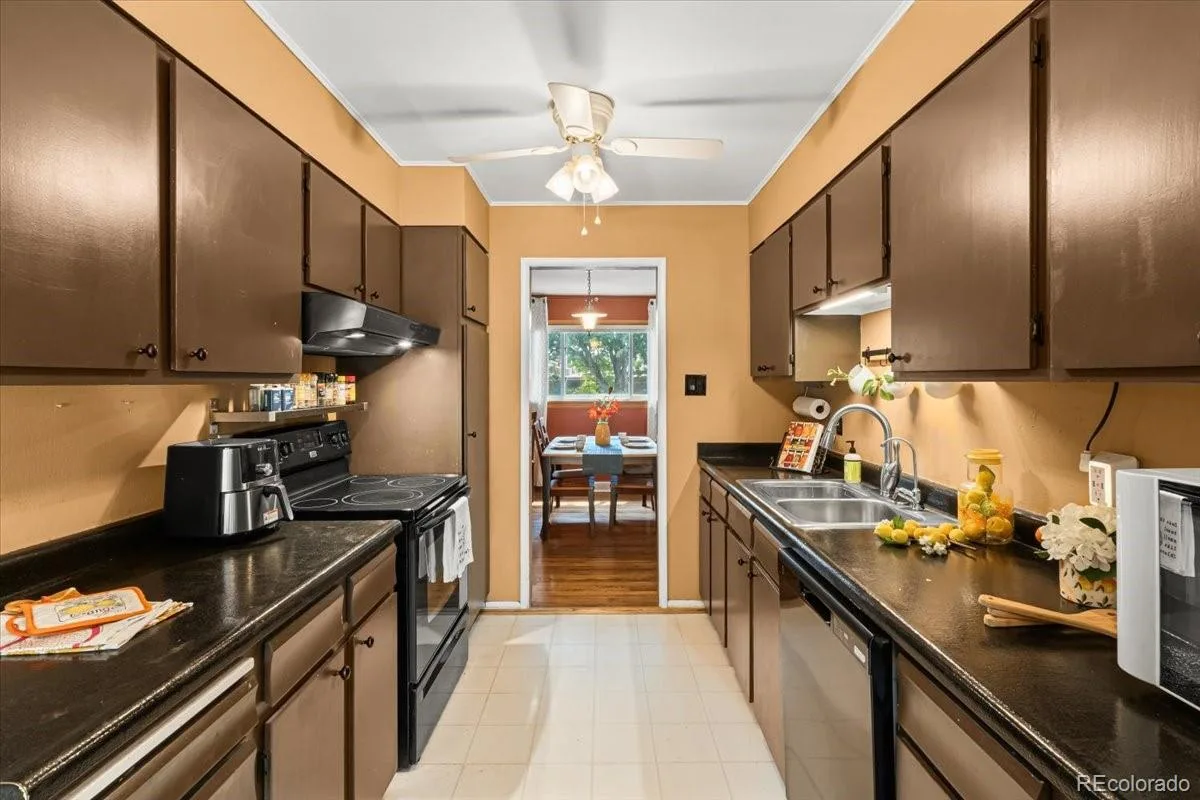2337 S Patton Court Denver CO 80219 | MLS #REC5640276 08252026170513 1200 8