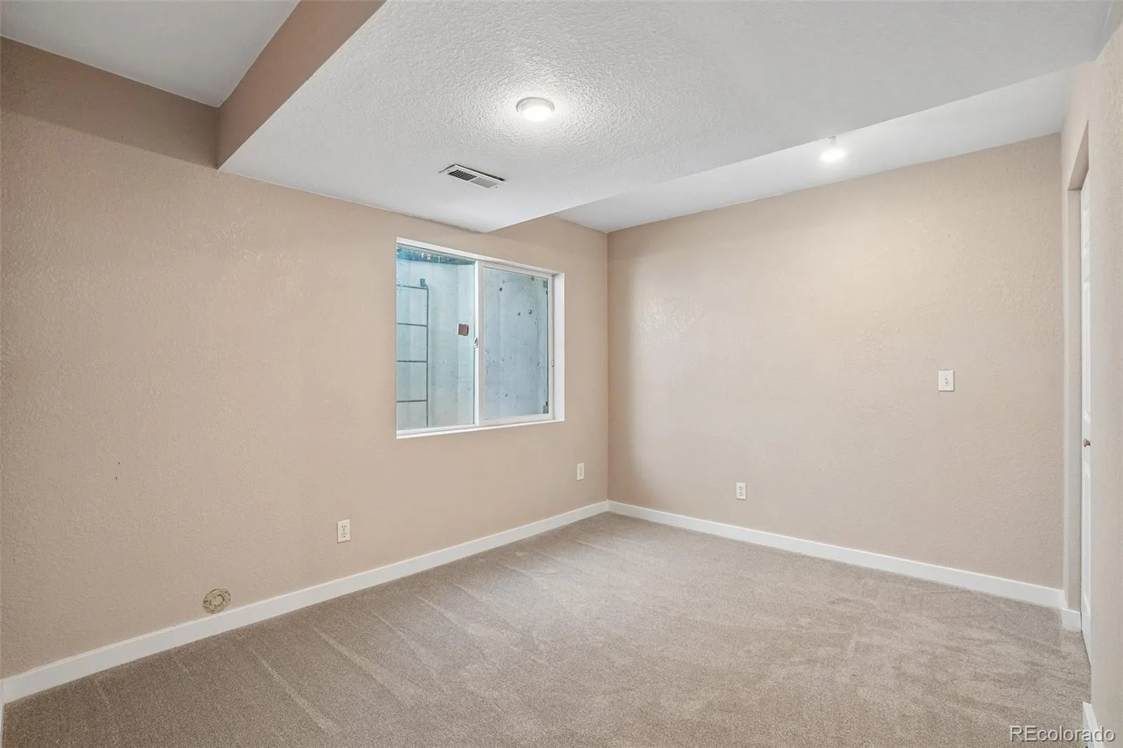 357 Caribou Pass Circle Lafayette CO 80026 | MLS #REC5640413 06022026210432 1600 30