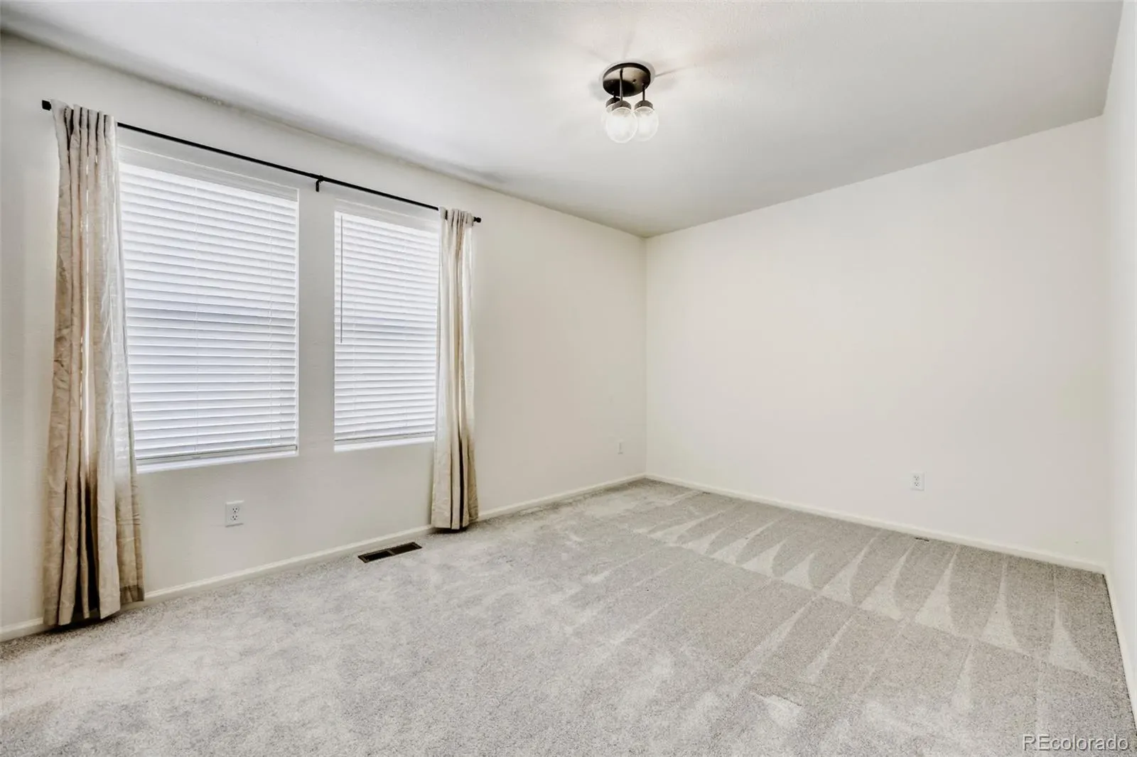 13487 E 110th Drive Commerce City CO 80022 | MLS #REC5640924 03182026221800 1600 21