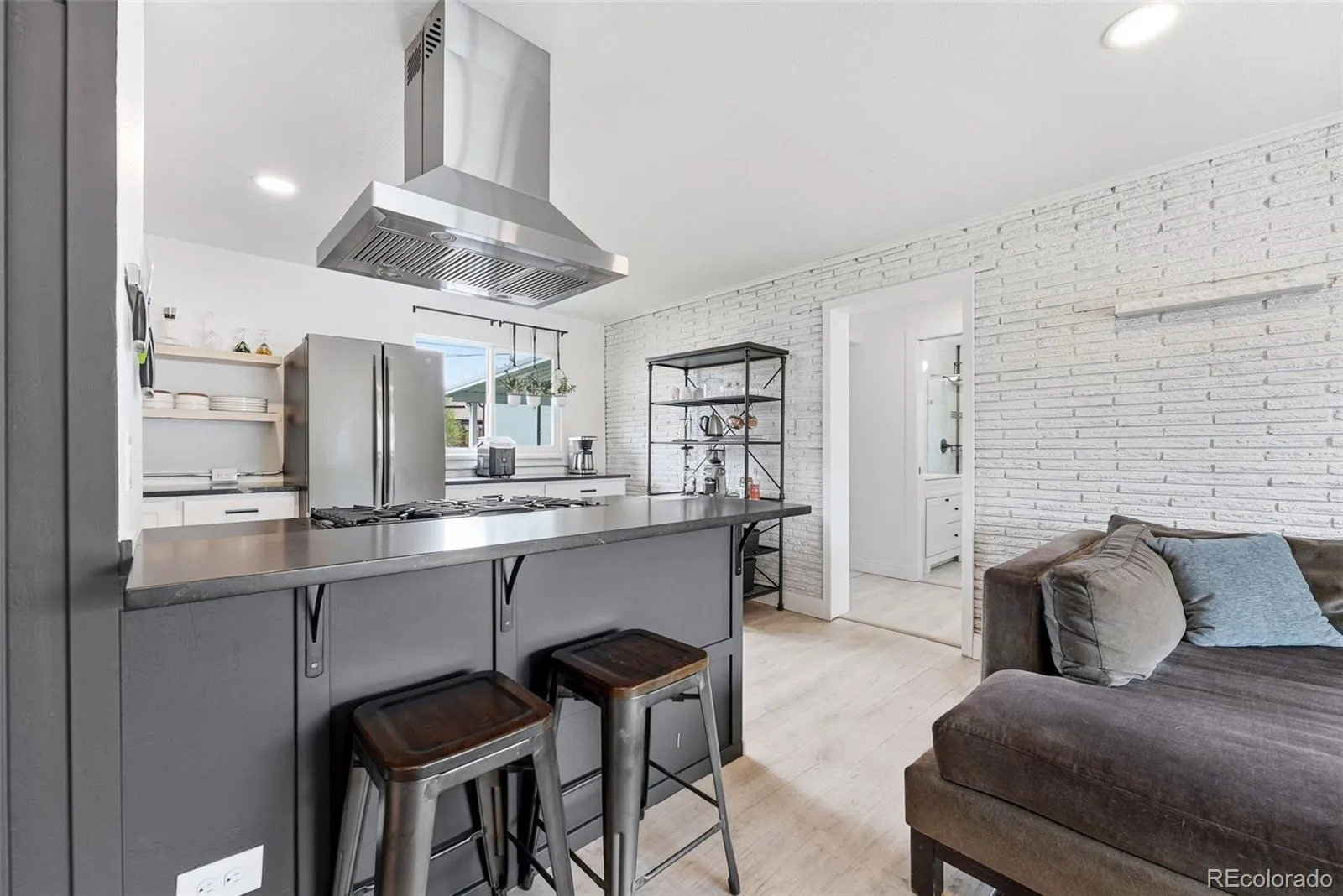 04062026213930 1600 10