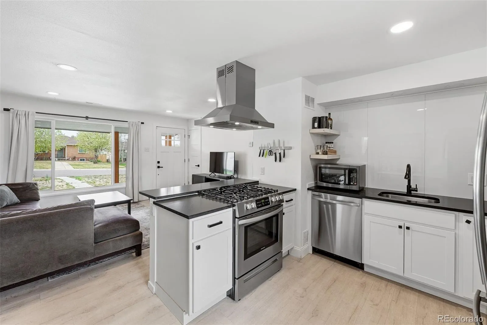 04062026213930 1600 15