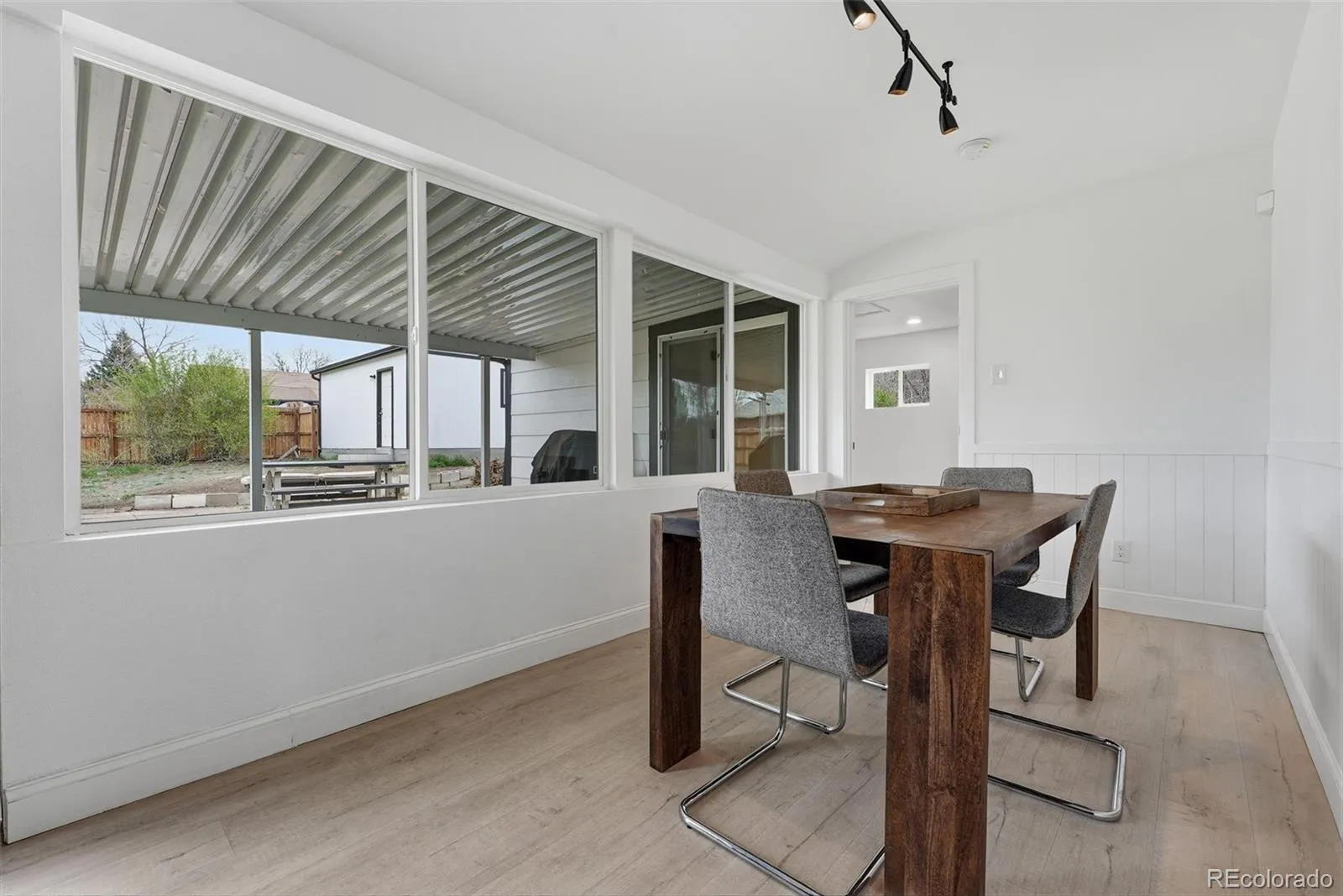 04062026213930 1600 8