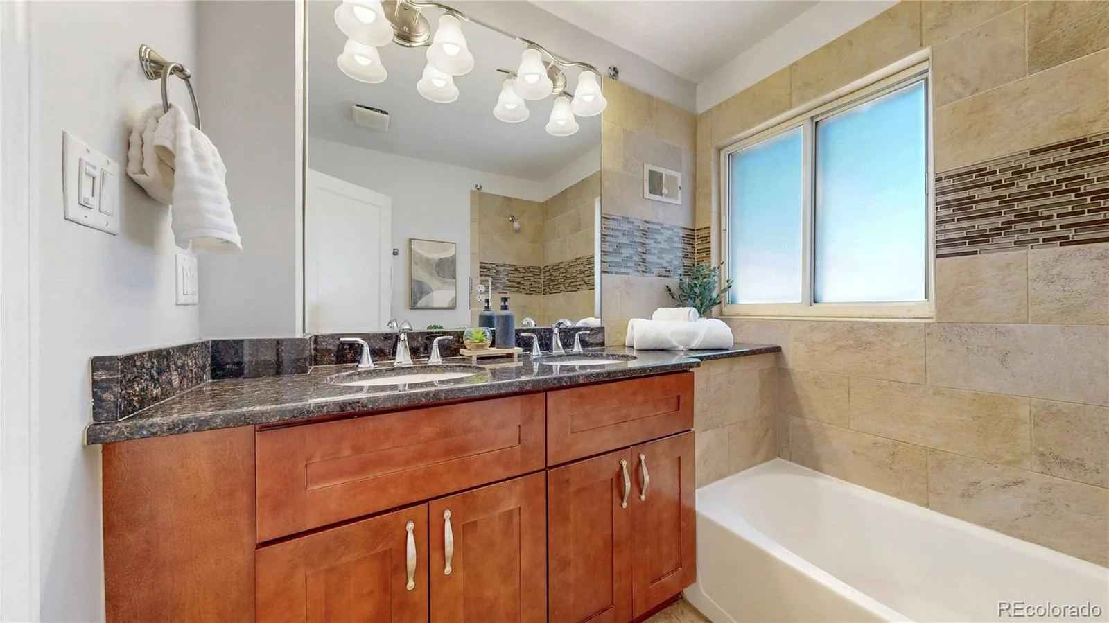 775 Ivanhoe Street Denver CO 80220 MLS #REC5644680 06192026235951 1600 20