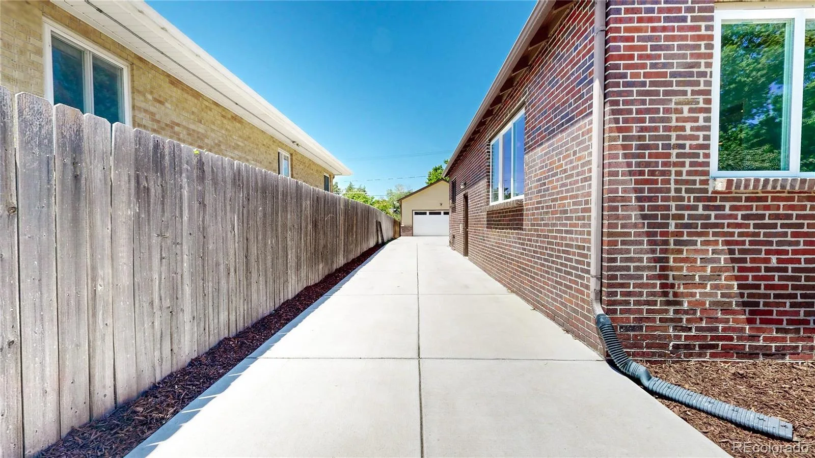 775 Ivanhoe Street Denver CO 80220 MLS #REC5644680 06192026235951 1600 35