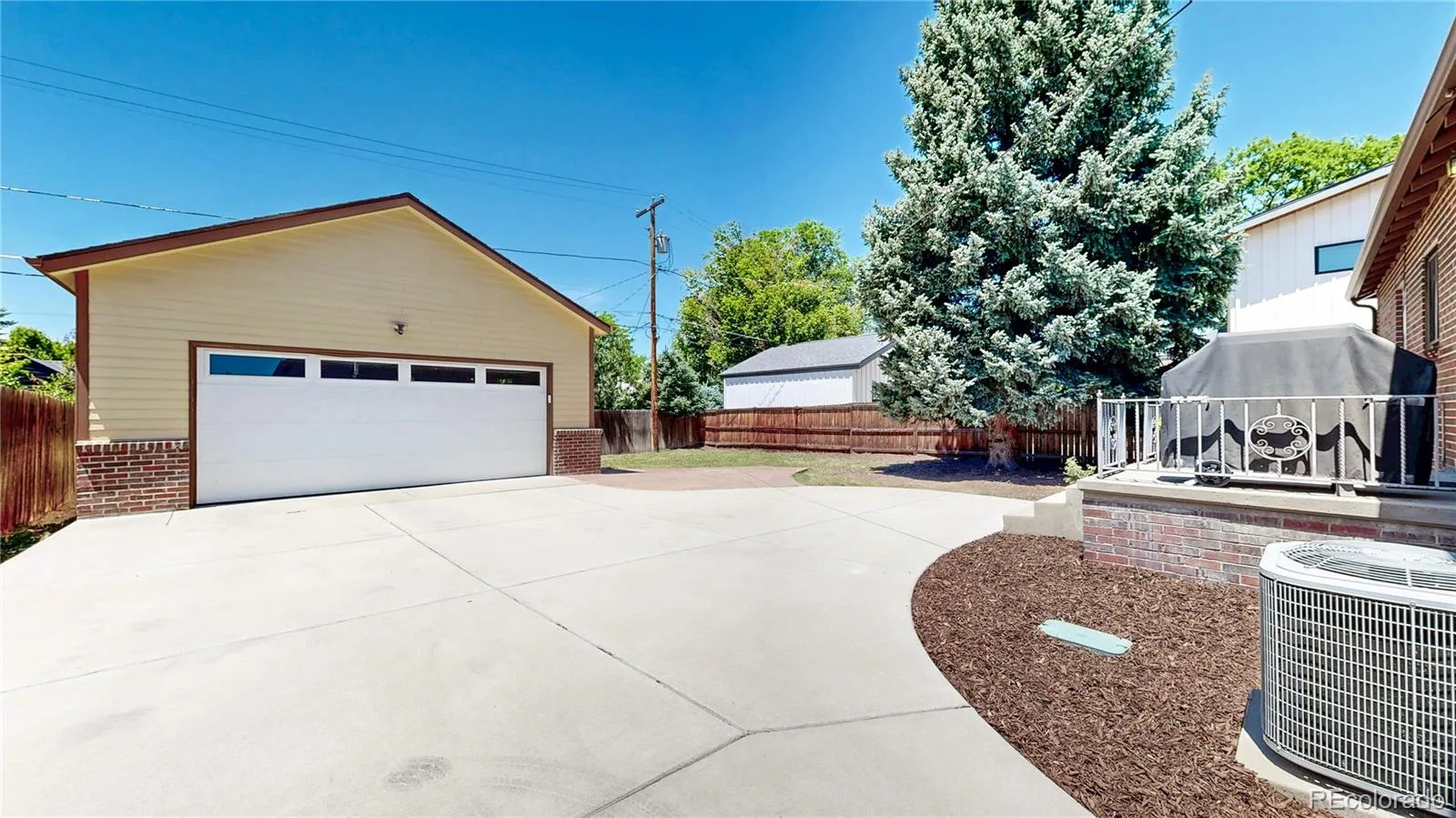 775 Ivanhoe Street Denver CO 80220 MLS #REC5644680 06192026235951 1600 41