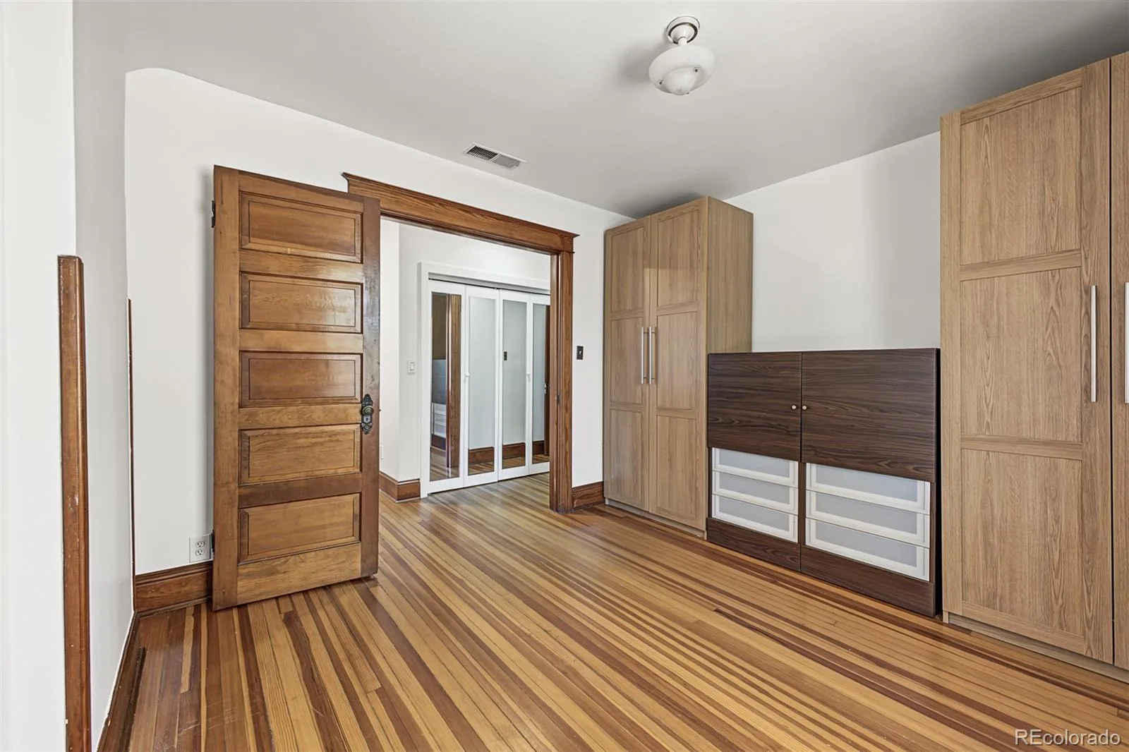 1475 Cook Street Denver CO 80206 | MLS #REC5645782 10152026155811 1600 18