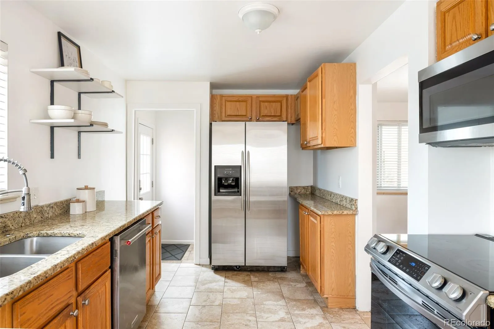 04172026205900 1600 10