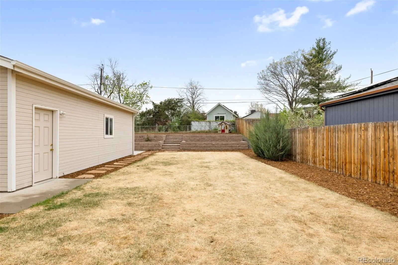 04172026205900 1600 28