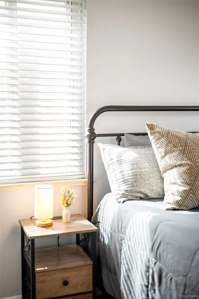 04172026205900 800 16