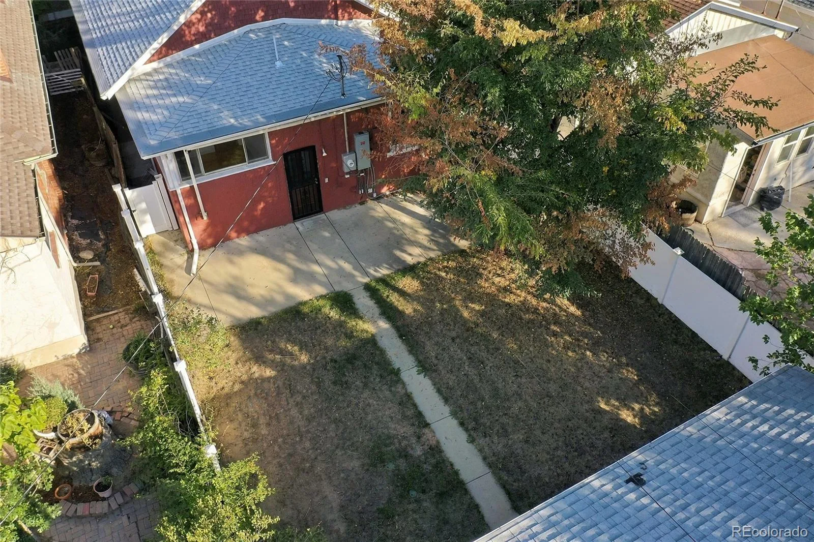 10092026214304 1600 26