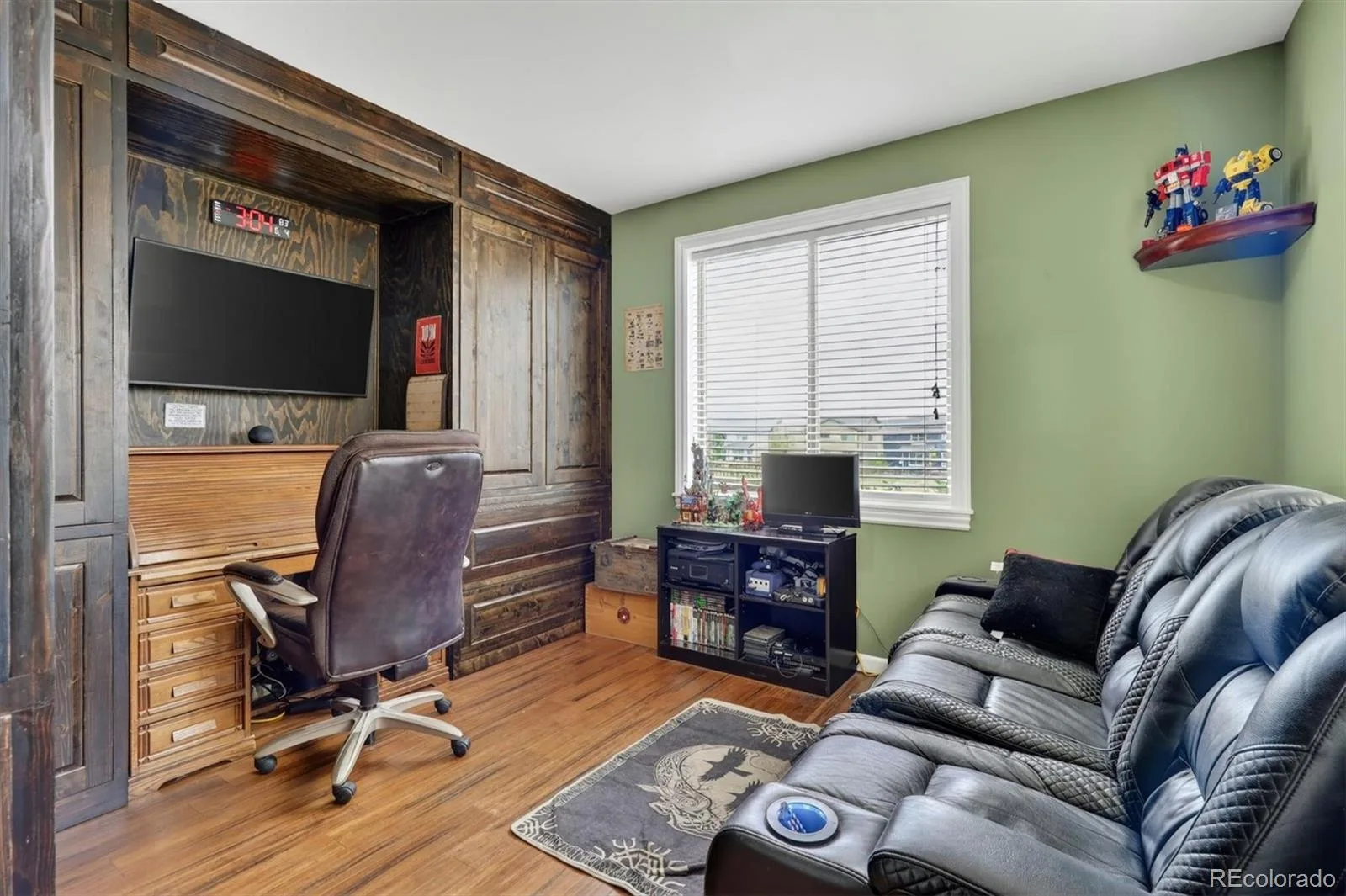 8684 Yucca Street Arvada CO 80007 | MLS #REC5650842 08262026115209 1600 37